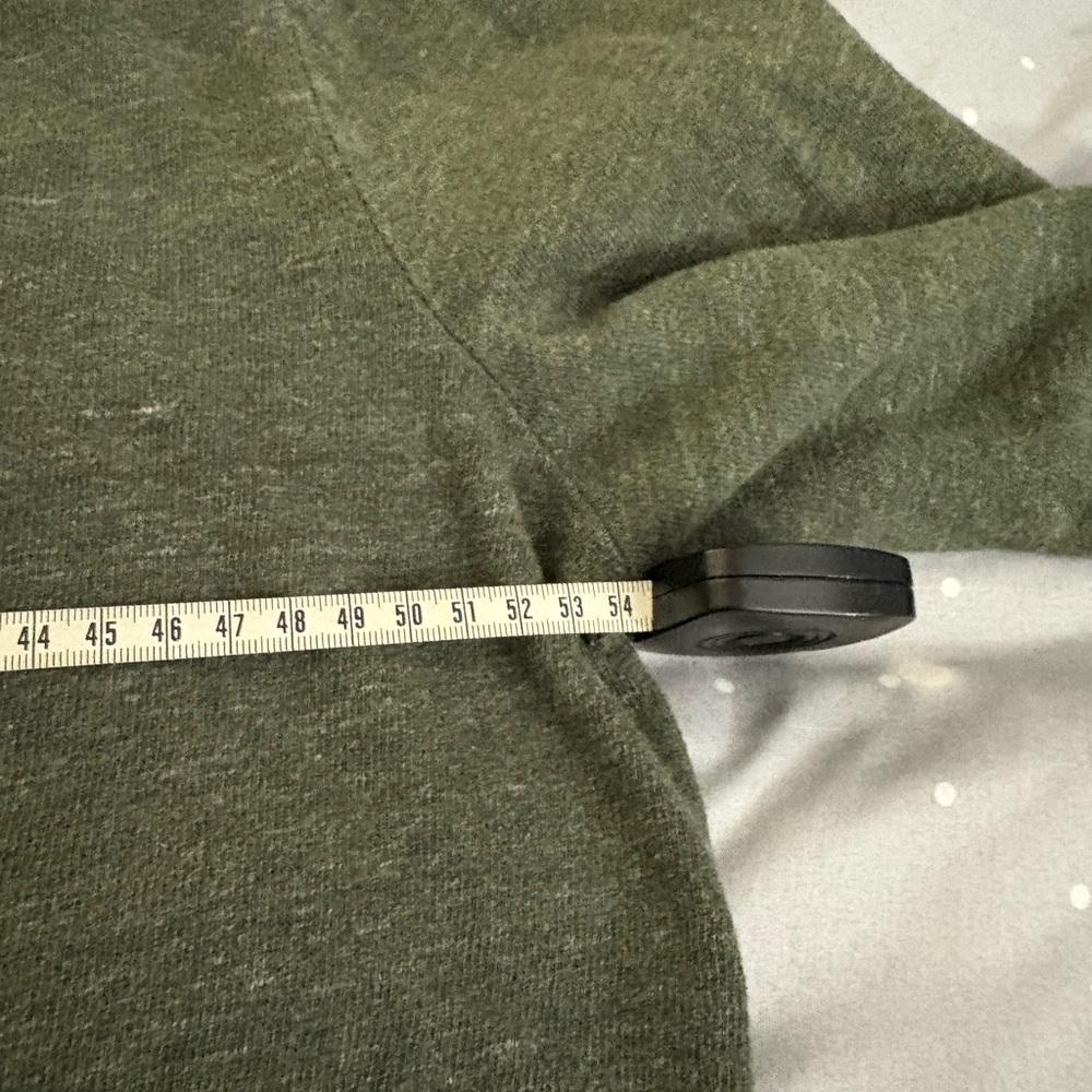 Beaver Canoe Women's Green Crew Neck Sweater - Picture 4 of 4